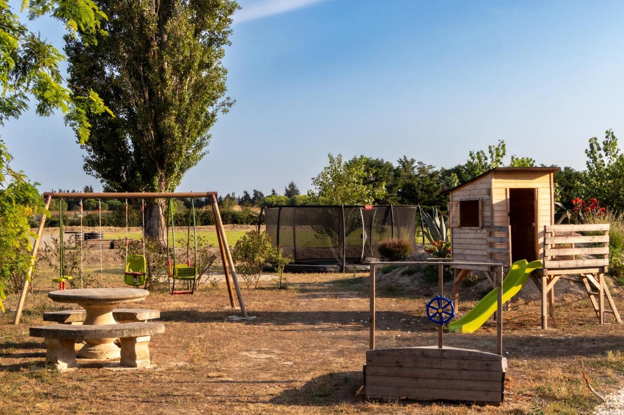 Saint-Andiol Mas Le 7 Bed & Breakfast エクステリア 写真