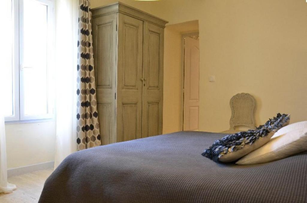 Saint-Andiol Mas Le 7 Bed & Breakfast エクステリア 写真